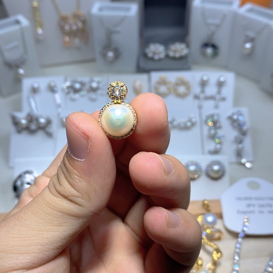 耳饰银S925镶嵌淡水珍珠