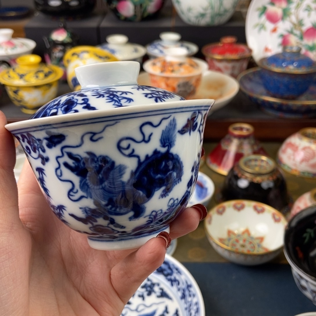 陶瓷艺术家的作品是一