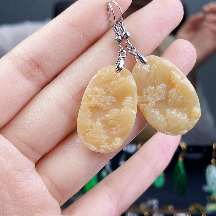 翡翠耳饰未镶嵌饰品