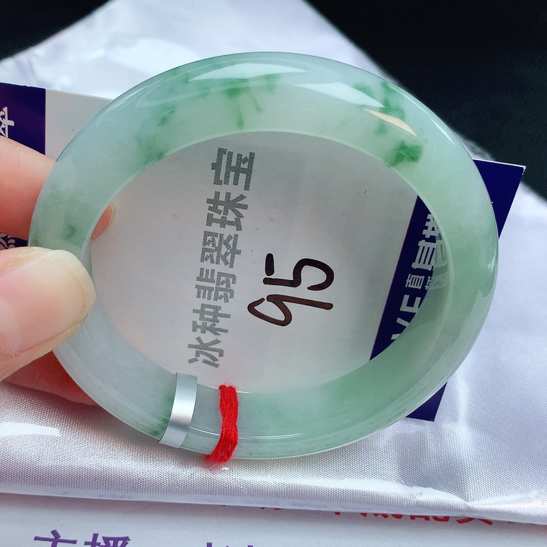 翡翠手镯未镶嵌缅甸天然A货翡翠手镯