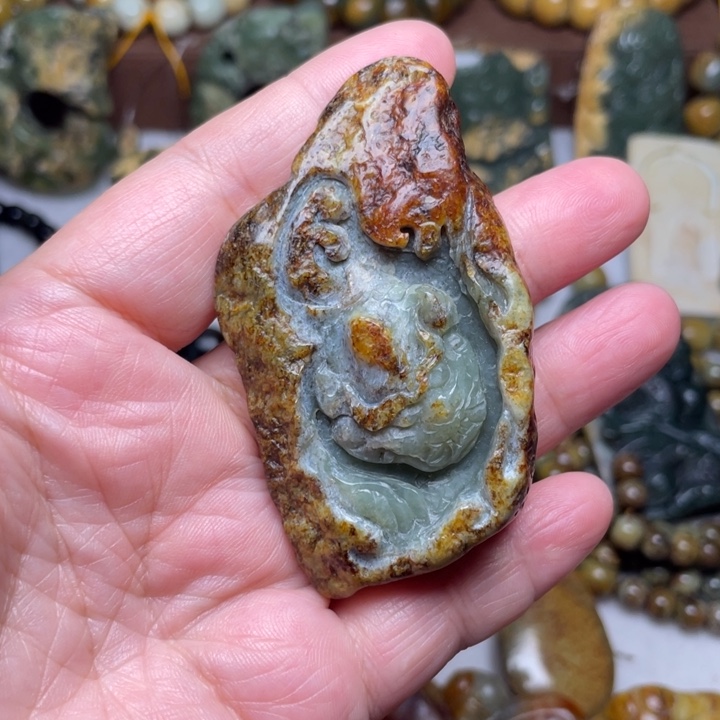 青****岫岩河磨玉（透闪石质玉）未镶嵌颈饰