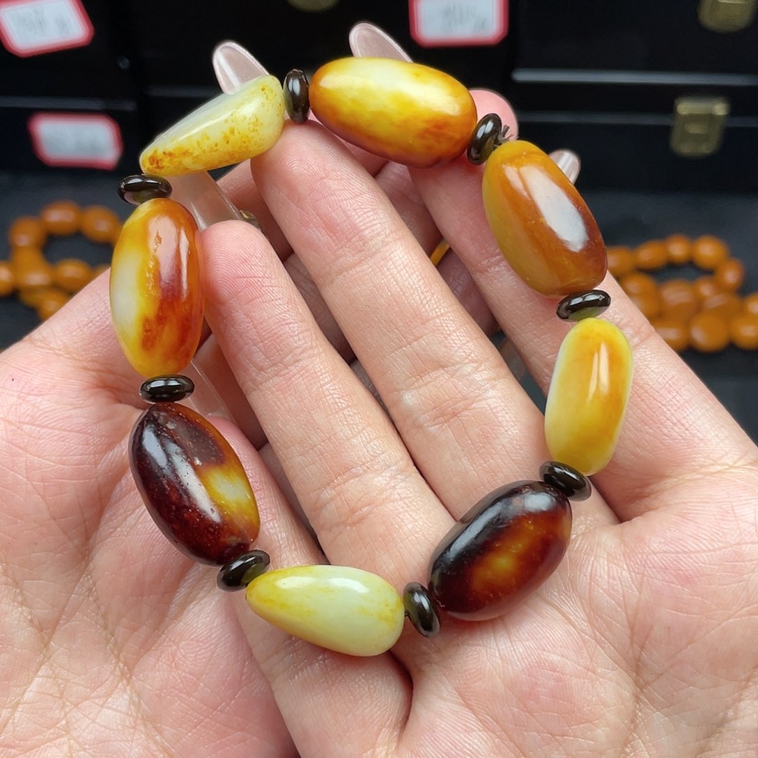 和田玉吊坠未镶嵌