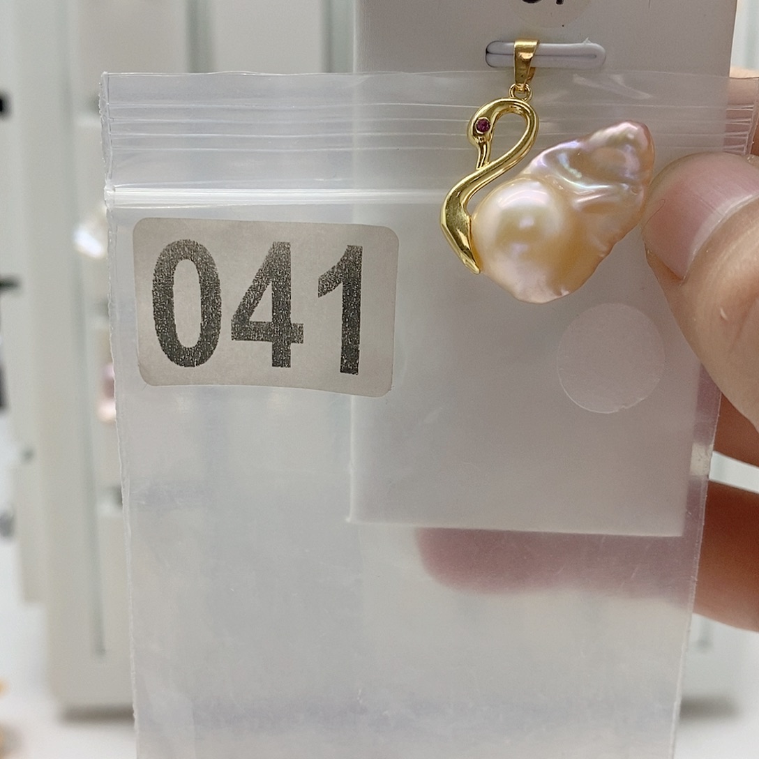 颈饰合金淡水珍珠