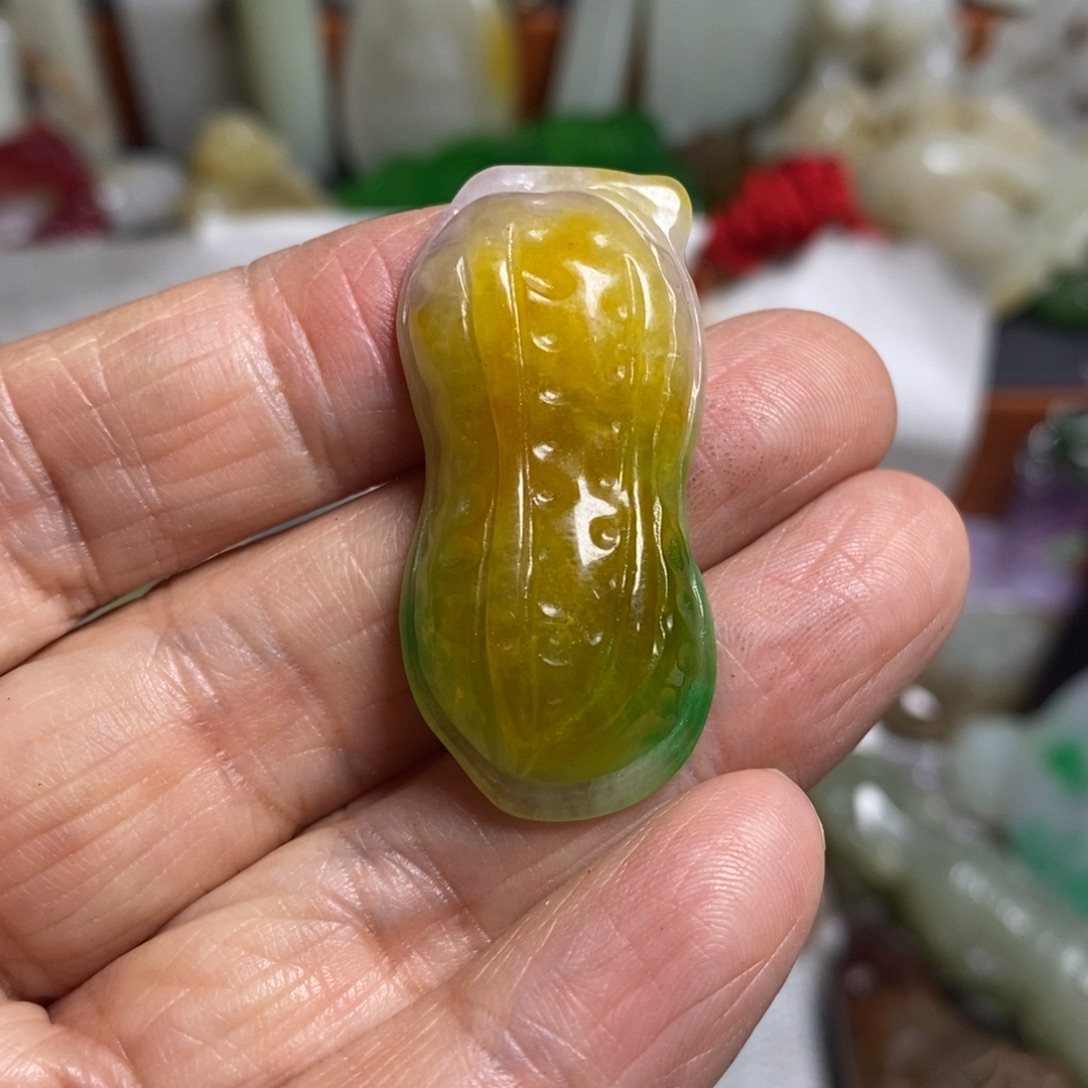 和田玉（糖玉）未镶嵌颈饰