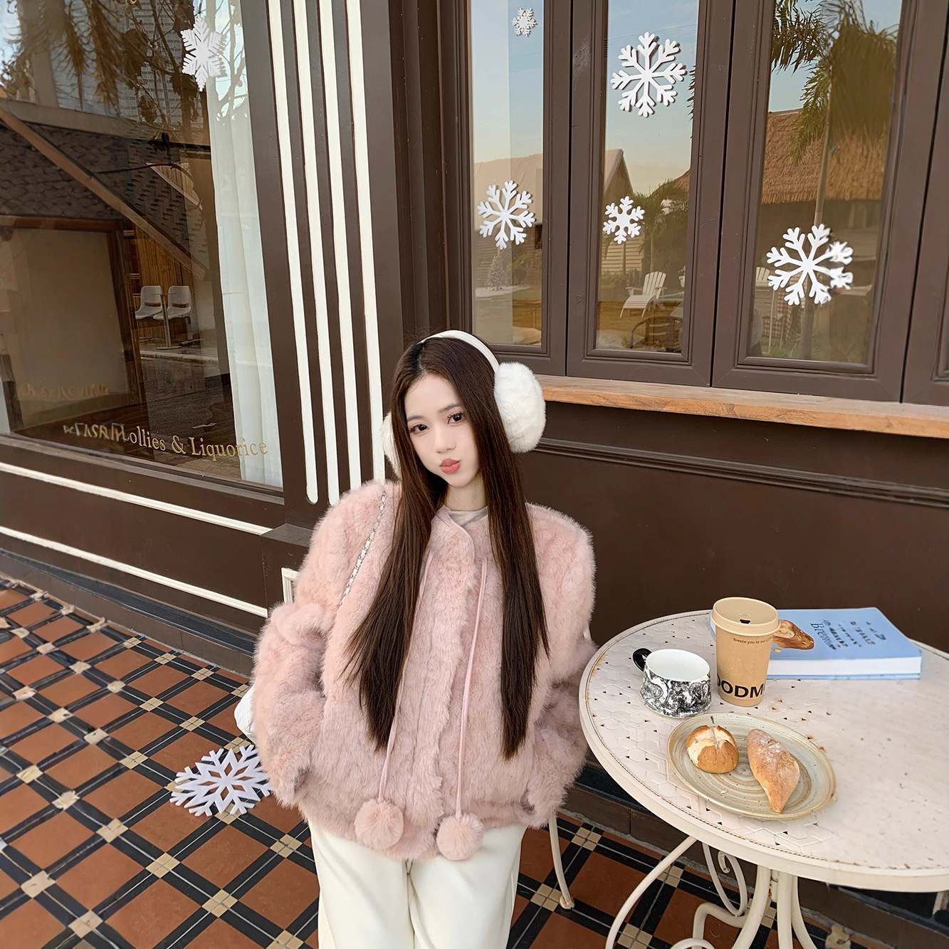 实拍~雪绒麻薯小毛球设计感小富婆皮毛一体加厚环保毛毛外套女装