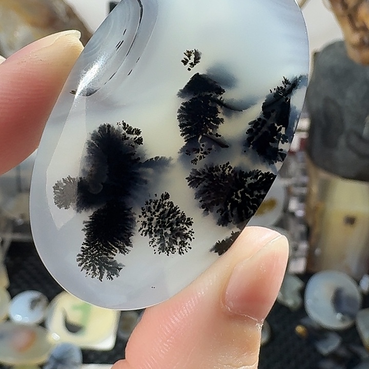 玛瑙/玉髓未镶嵌珠宝奇石