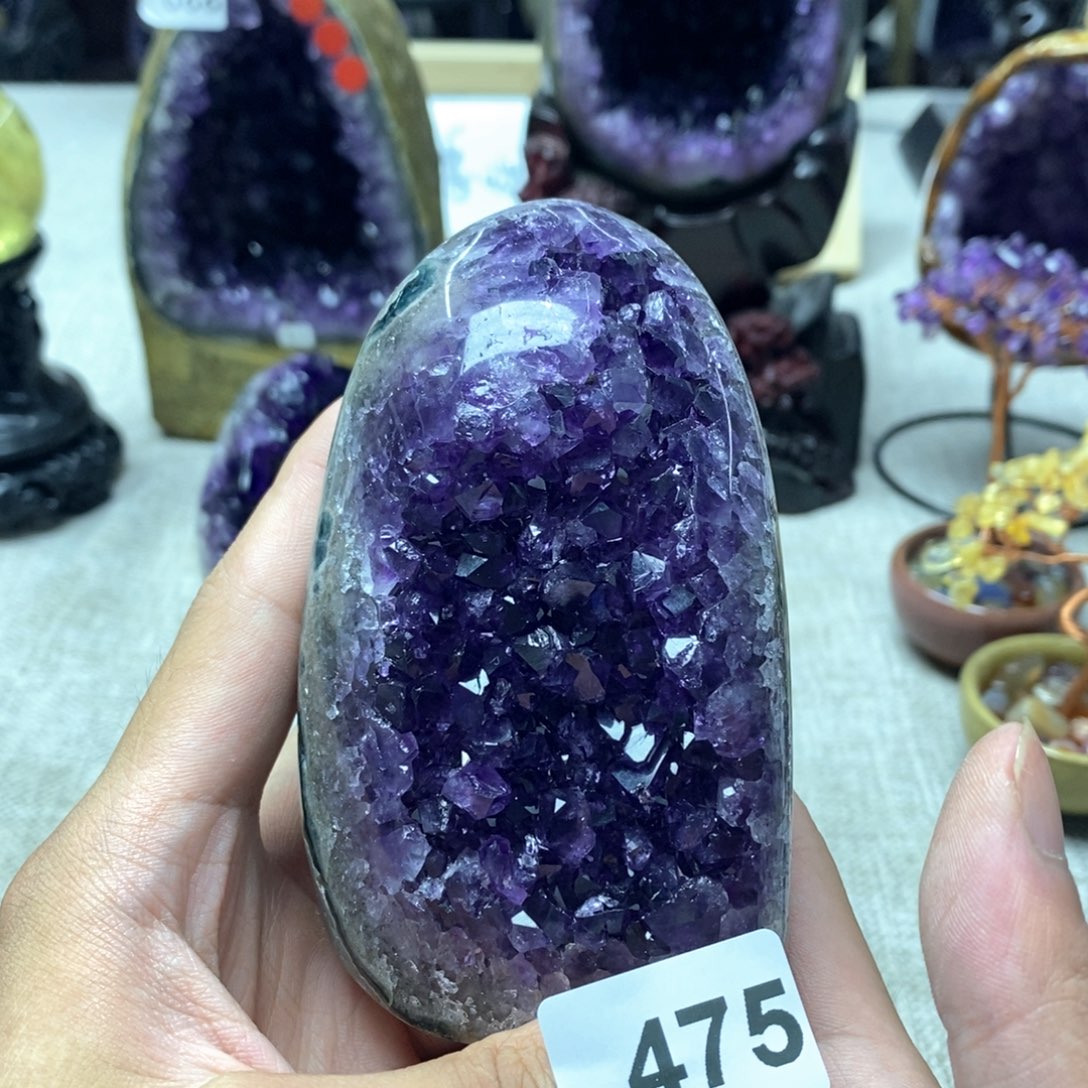 未镶嵌水晶大型摆件（非配饰）