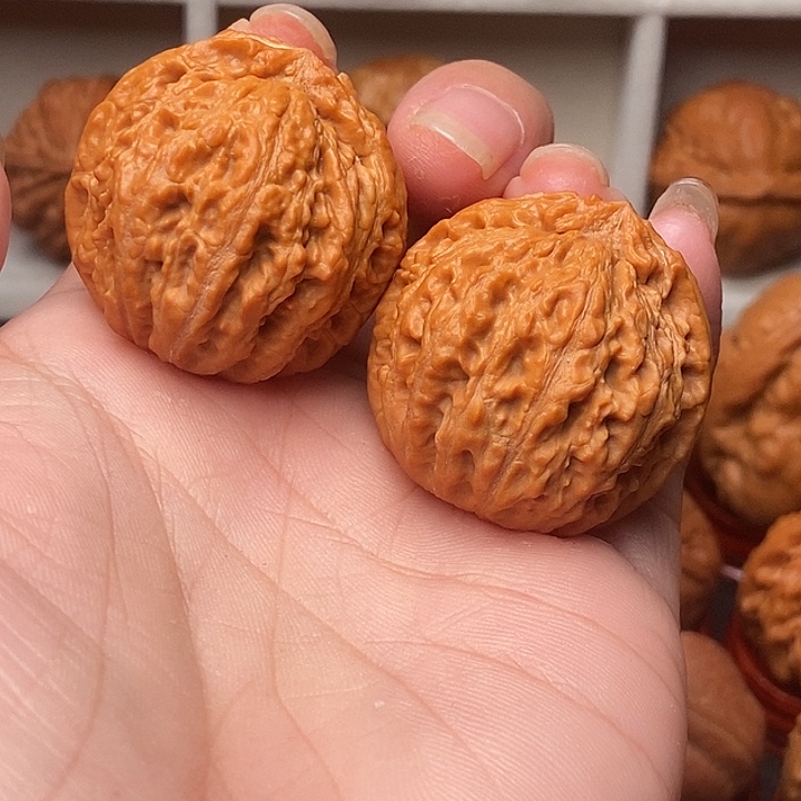 明***风吊坠文玩核桃麒麟兽