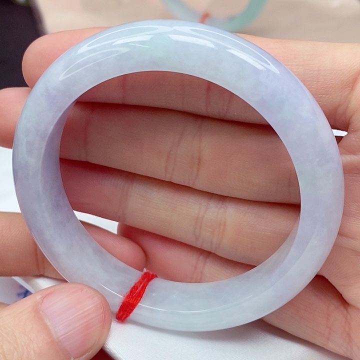 翡翠手镯未镶嵌57圈