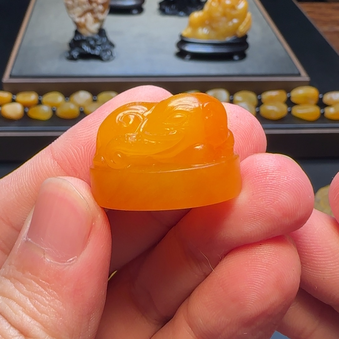 田黄石正***云寿山田黄石