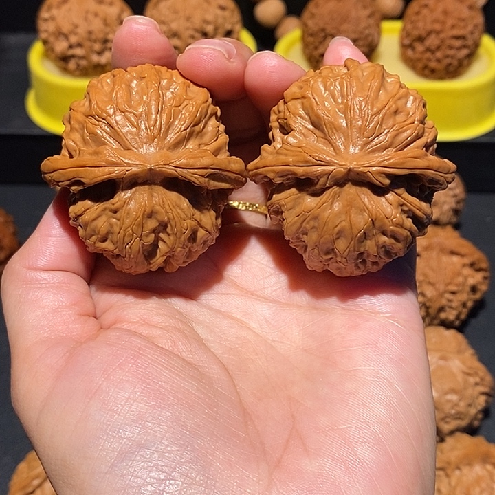 吊坠文玩核桃文玩核桃46尺金麒麟