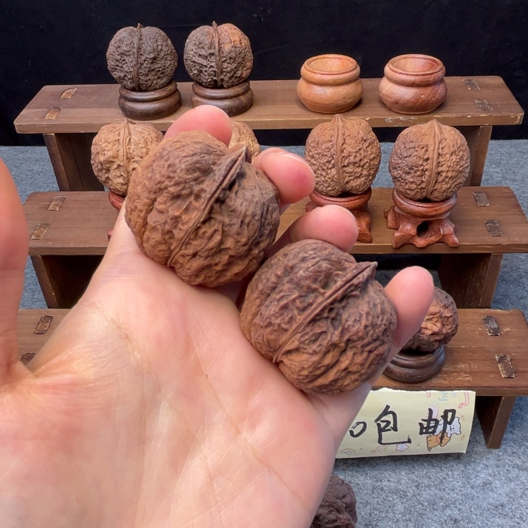 文玩核桃吊坠z水龙纹元宝39mm