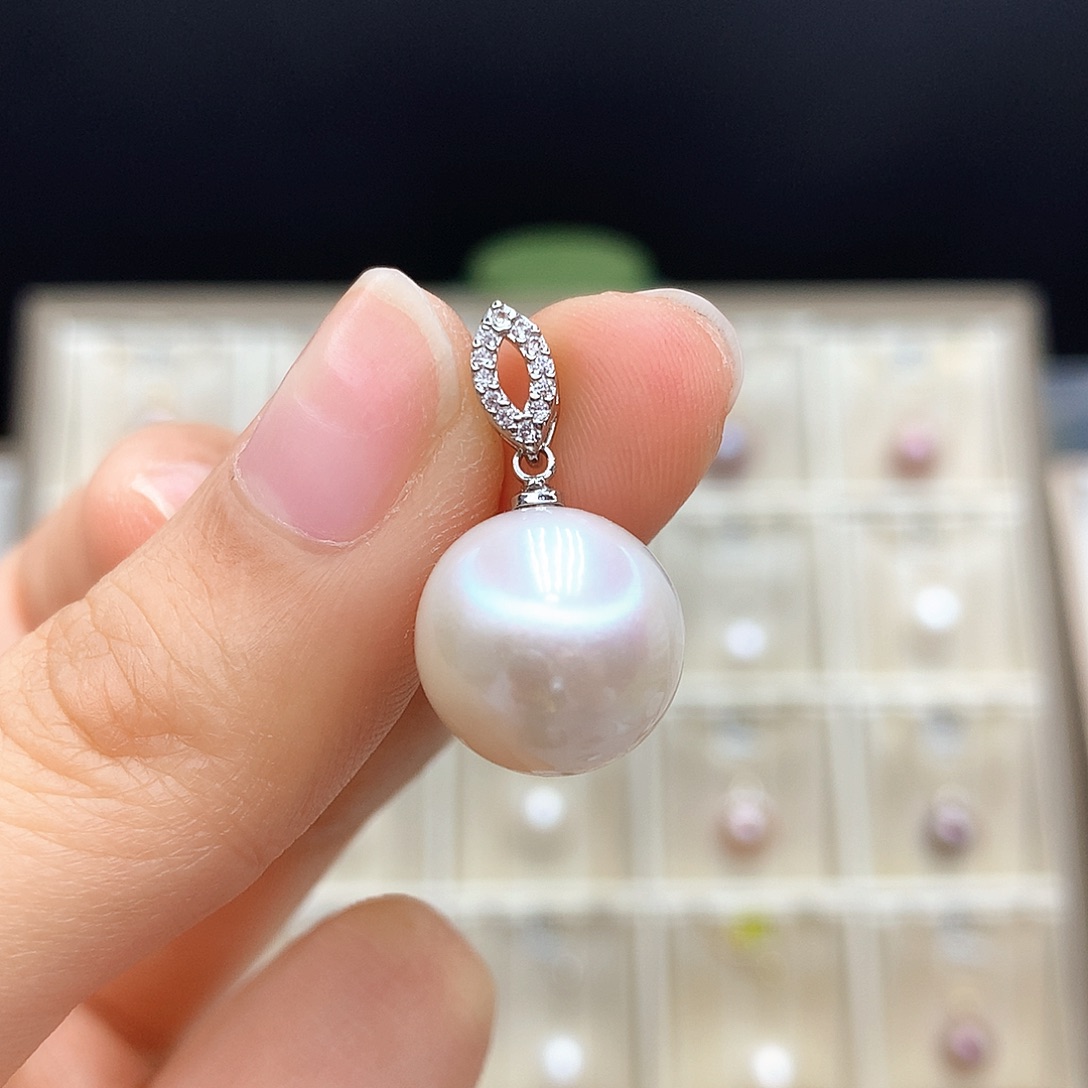 淡水珍珠颈饰合金