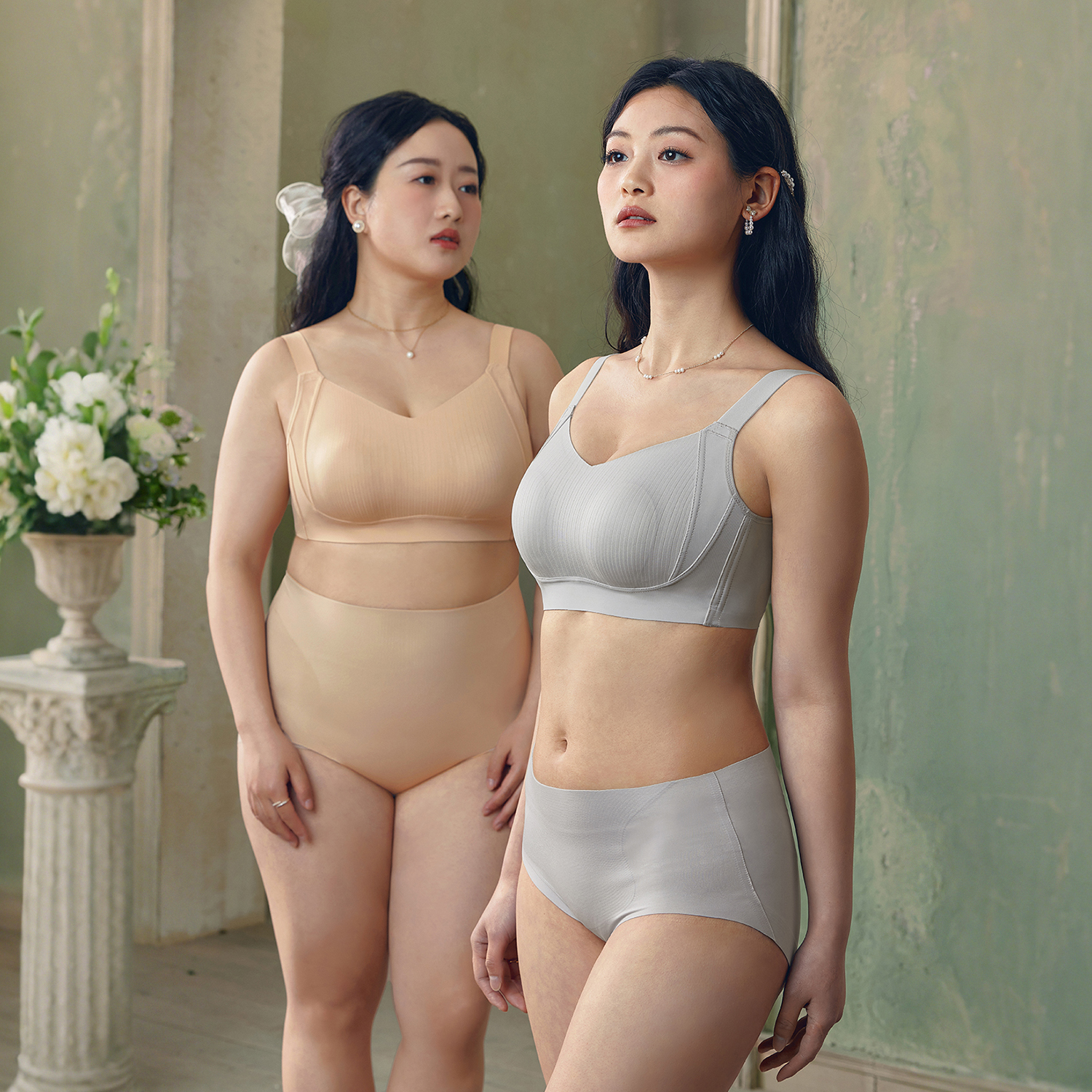 EMMAROSE超薄透气大码内衣显小聚拢收副乳上托防下垂文胸E4W020