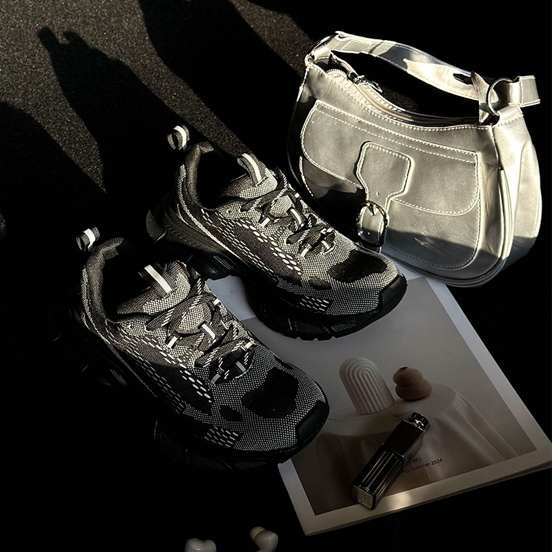 厚底老爹鞋女飞织透气网面2025新款韩版百搭网红运动鞋