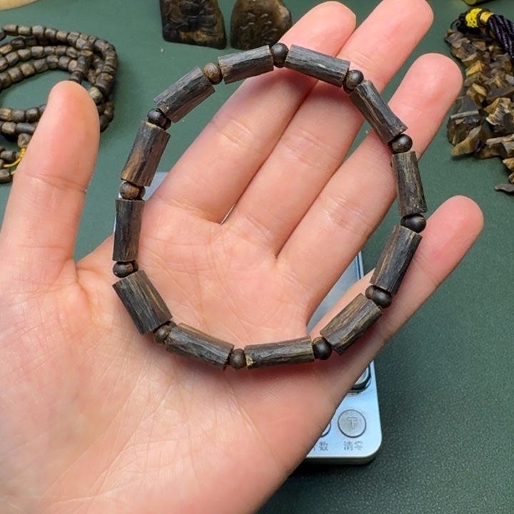 沉香手串L**L海南张勺子树心油沉水老料10克