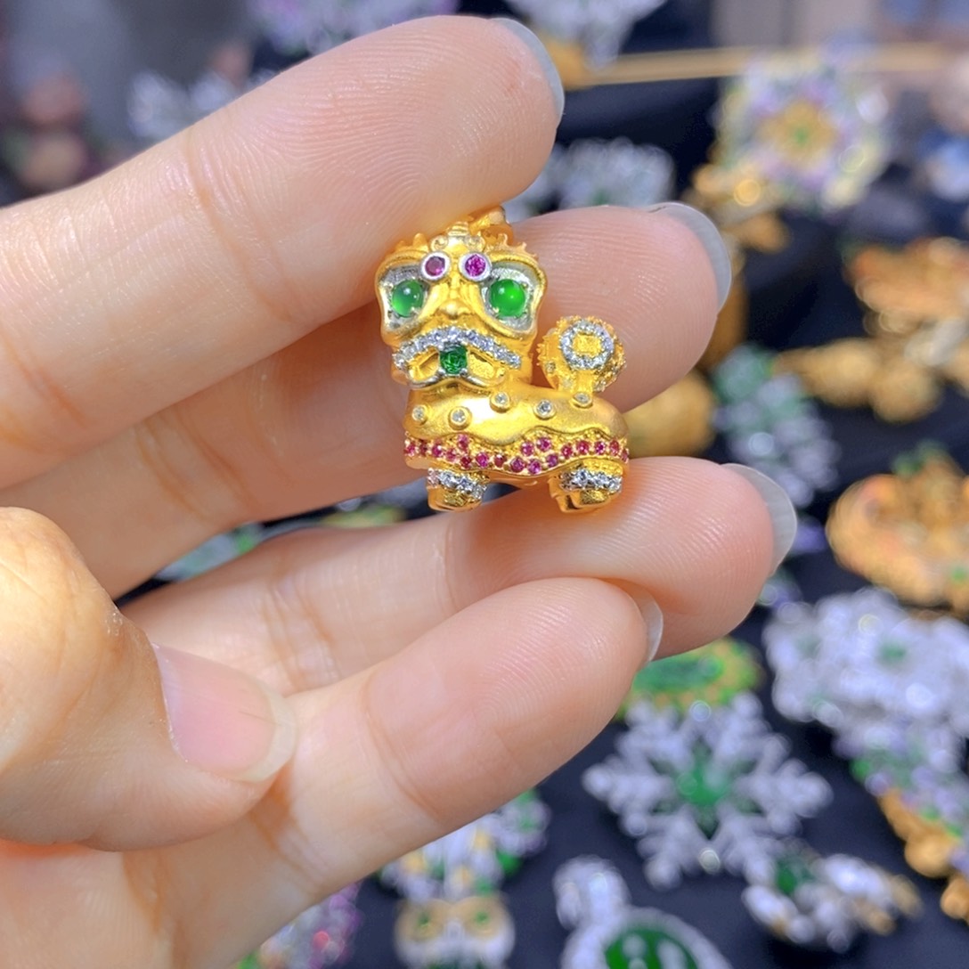 翡翠耳钉银S925镶嵌天然翡翠