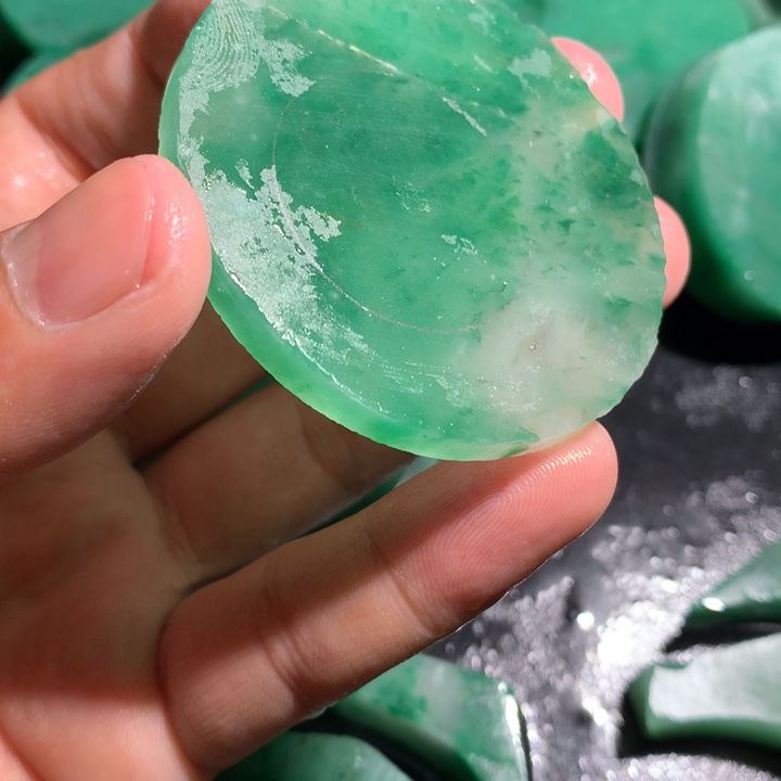 【闪购商品】翡翠颈饰未镶嵌归*居30