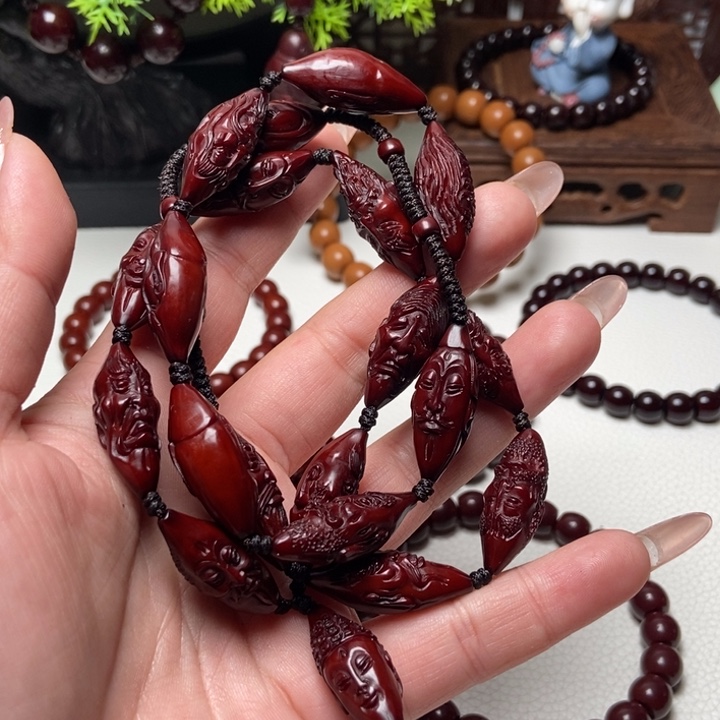 核桃手串/手链菲****）橄榄核手串