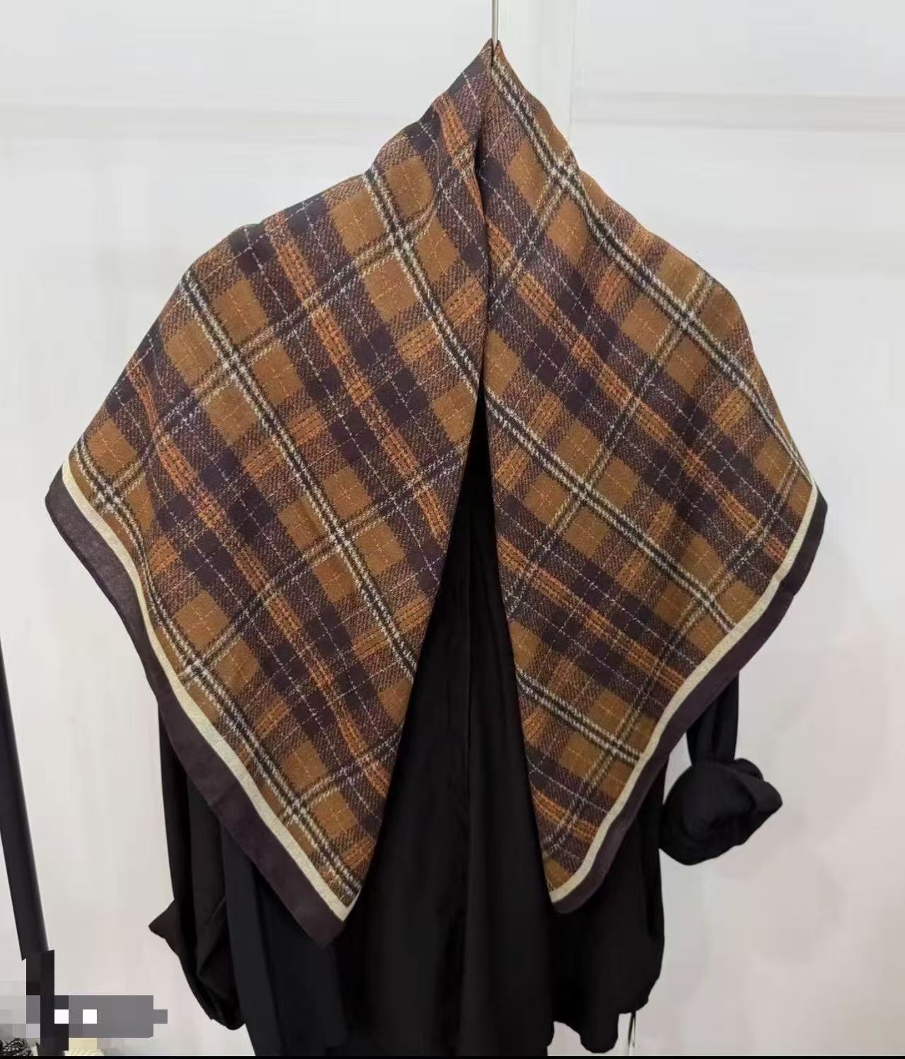 A072【英伦风绿扣】110*110围巾新款时尚百搭洋气