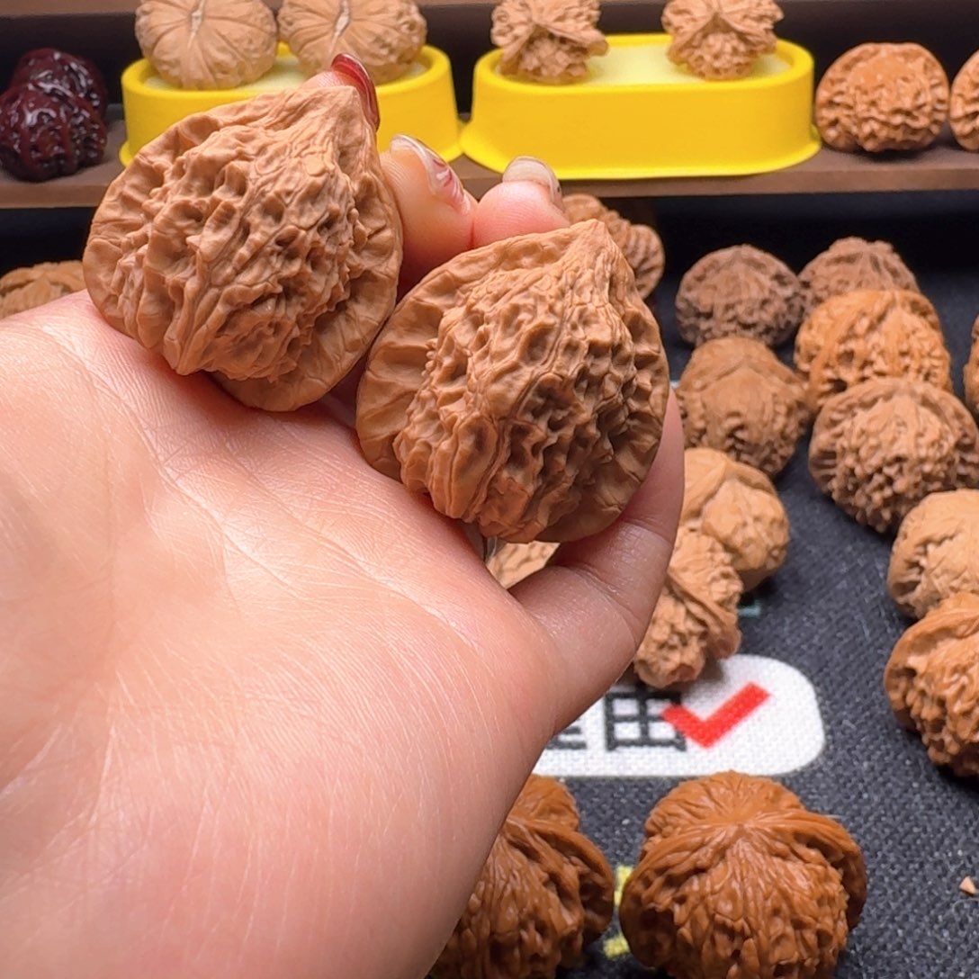 文玩核桃吊坠35朱雀全品