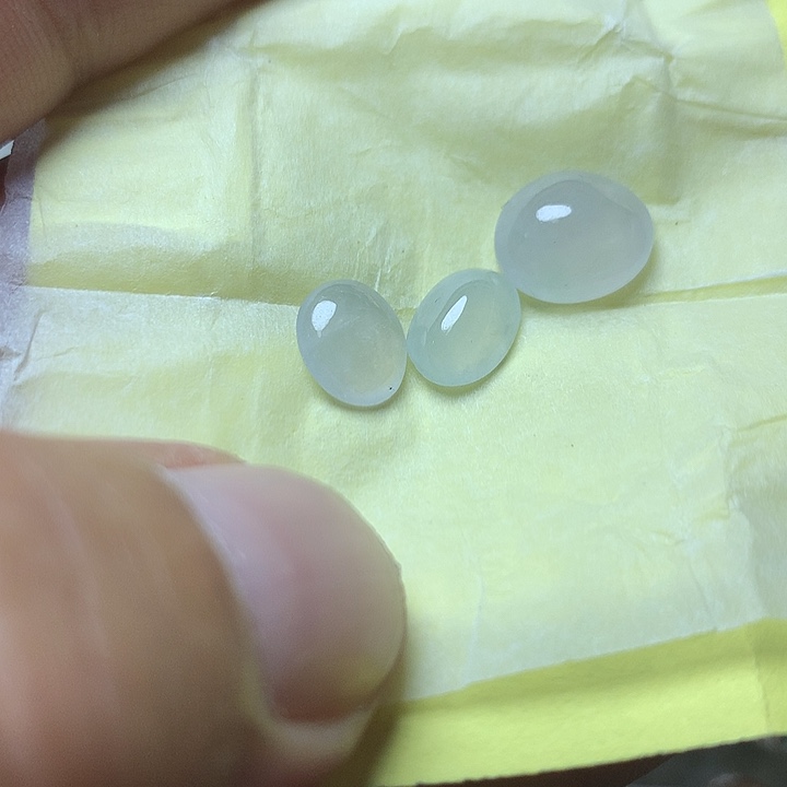 定制翡翠未镶嵌戒指