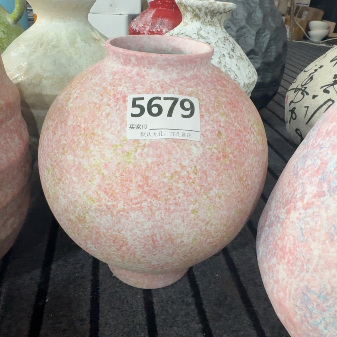 S***r陶摆件景德镇高温花瓶编码5679高31口9默认无孔