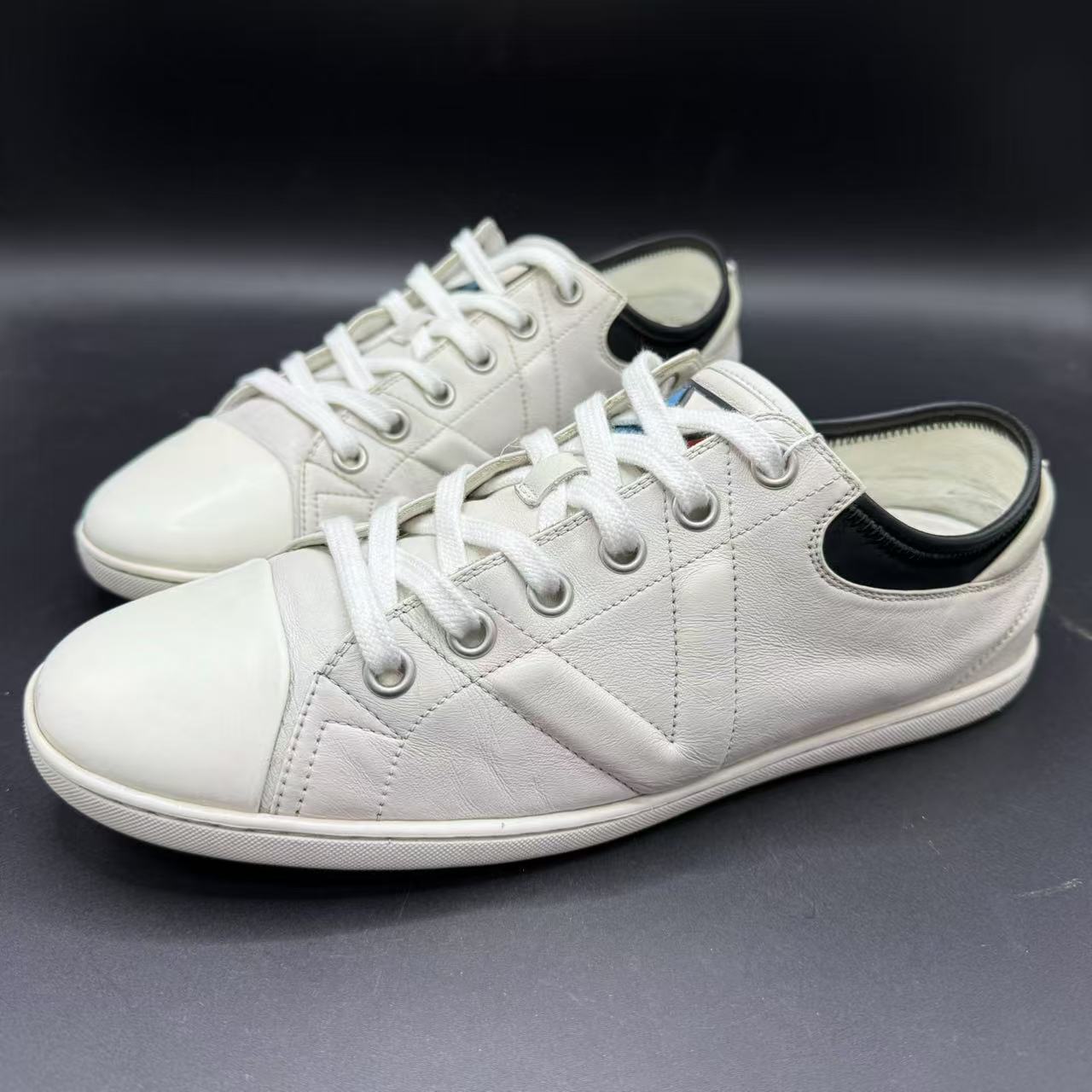 95新 LouisVuitton/路易威登 【聚星好物】男士白板鞋41.5码lo209s