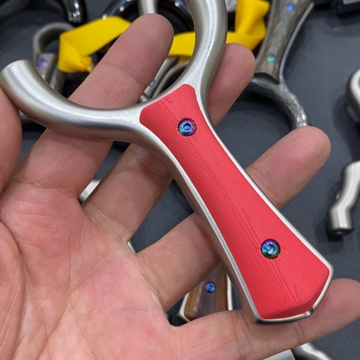 怪***物80不锈钢毒舌顶卡