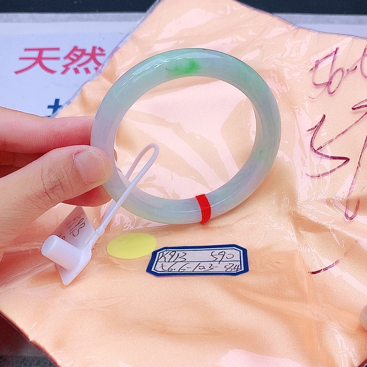 未镶嵌手镯翡翠翡翠