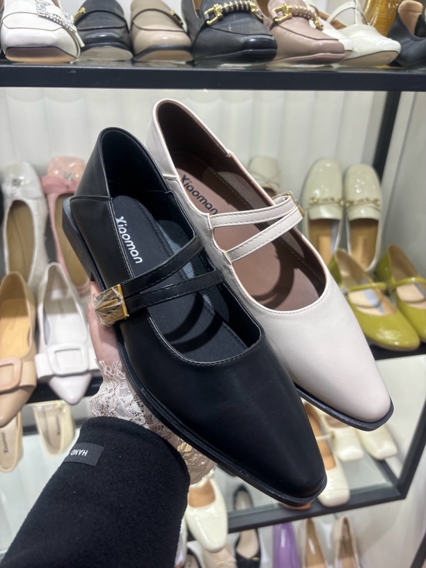 218114672小曼平底玛丽珍鞋