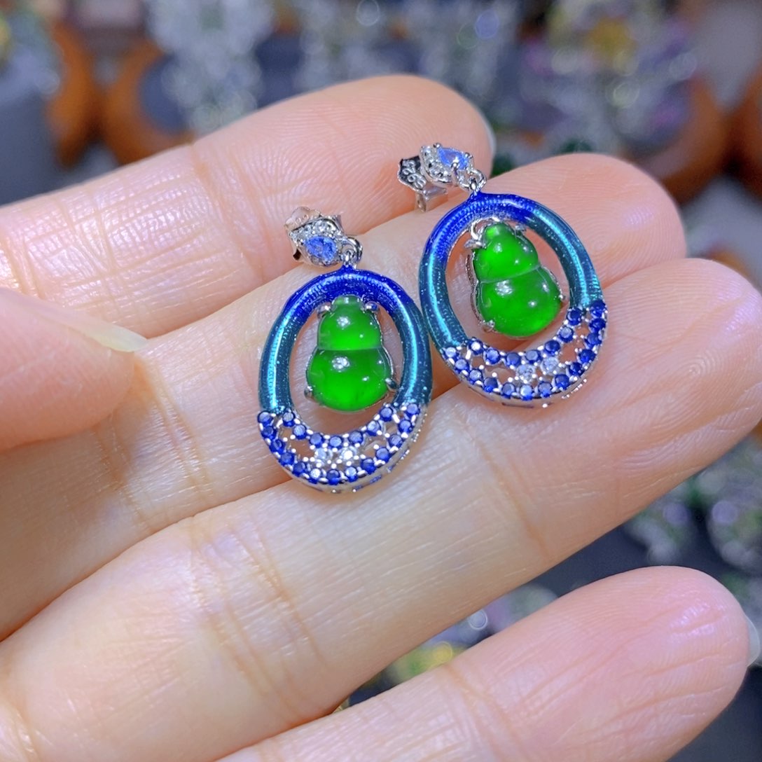 翡翠颈饰银S925镶嵌天然翡翠