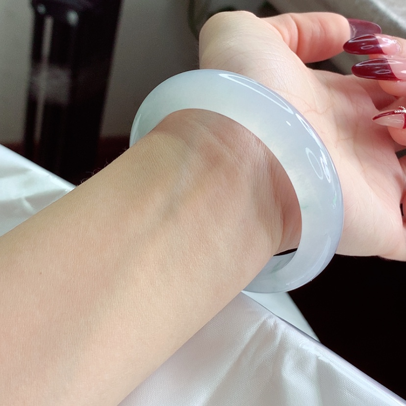 【闪购商品】翡翠手镯未镶嵌52.7 起光小万种水推荐 灵