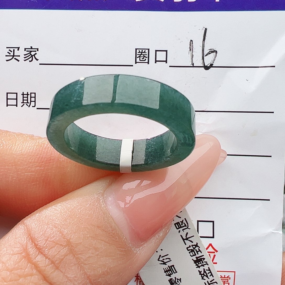 未镶嵌戒指翡翠翡翠