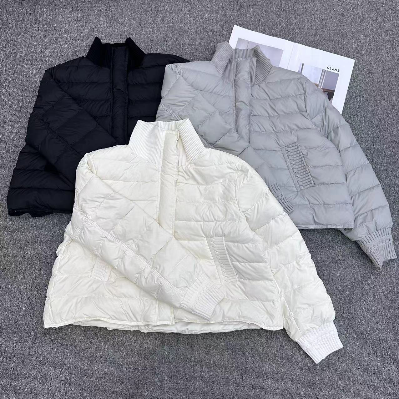 【周周家6945濮院冬季鹅绒服排骨款纯色短款女士街头风