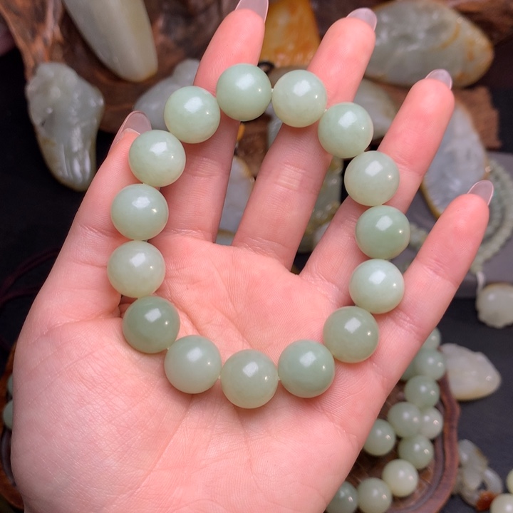 用***9和田玉未镶嵌挂件