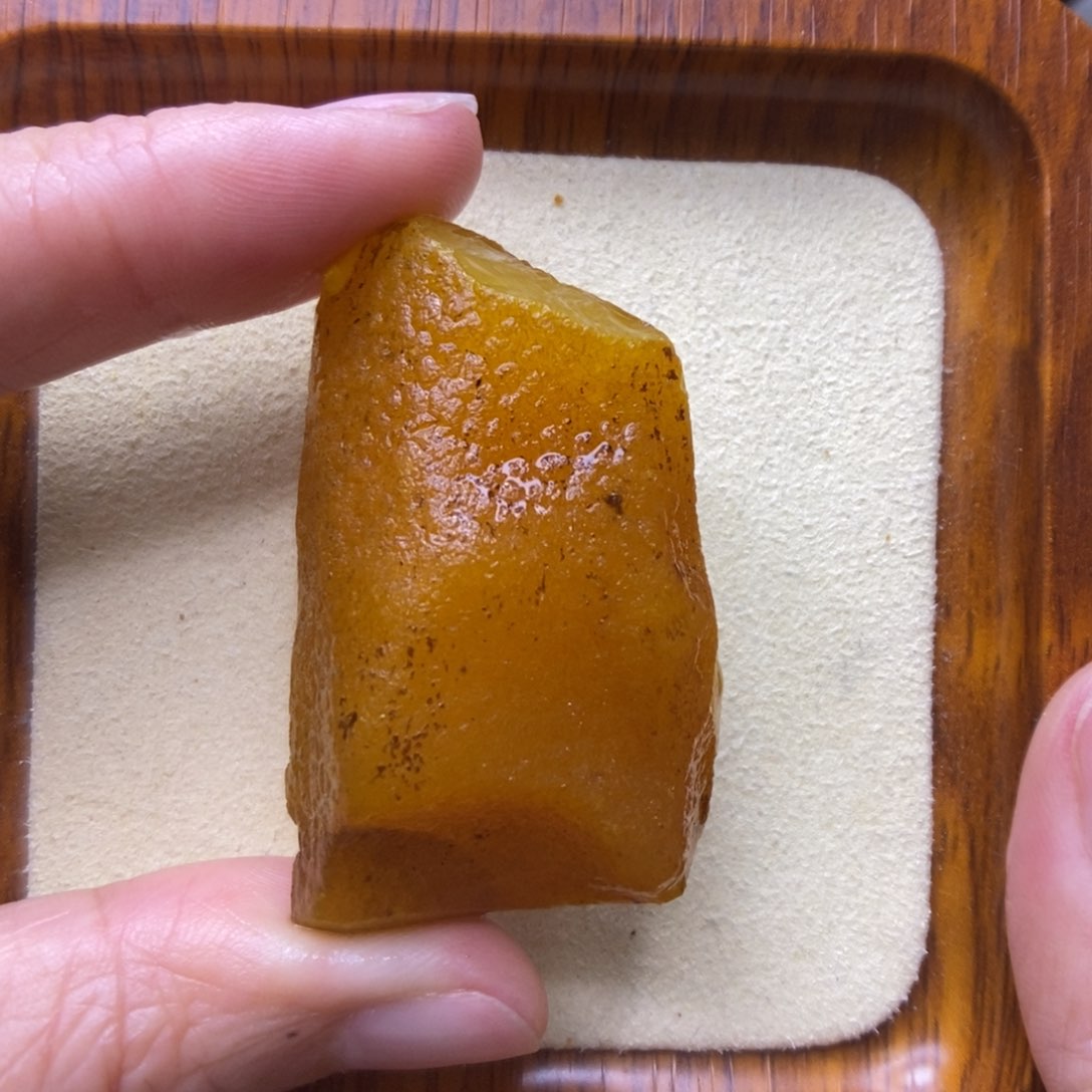 定制琥珀未镶嵌敏