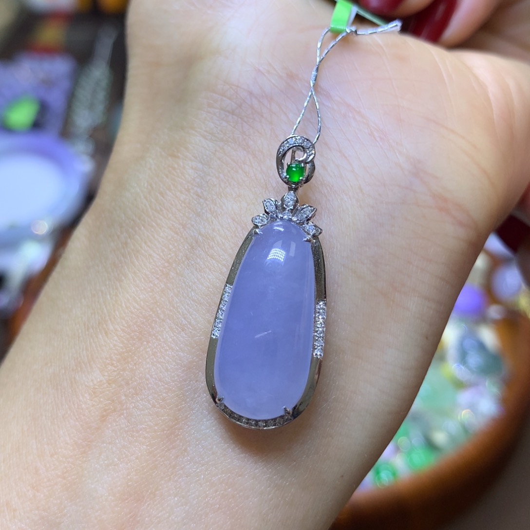 【闪购商品】翡翠颈饰18K金镶嵌翡翠