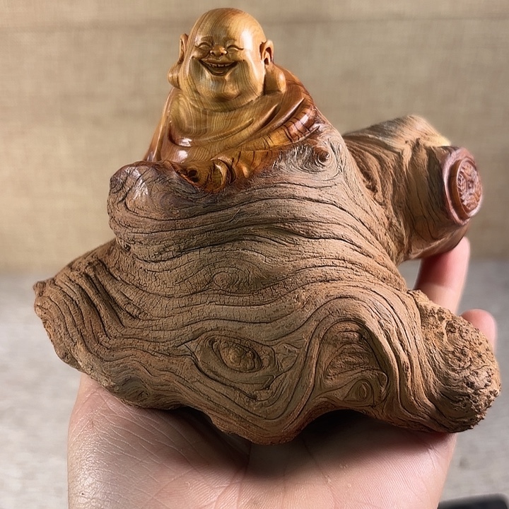 牧***人崖柏崖柏雕刻乐乐