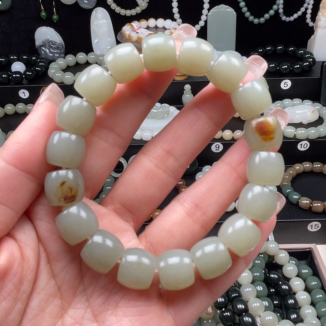 和田玉手串未镶嵌