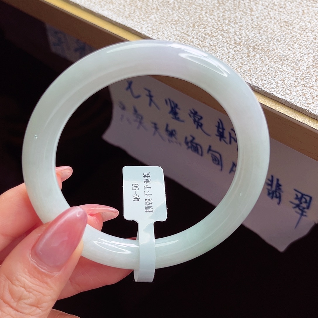 翡翠未镶嵌手镯手镯