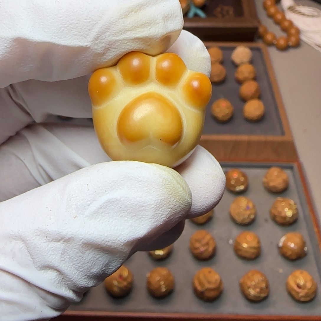 嘉***岁猴头核桃吊坠猫爪