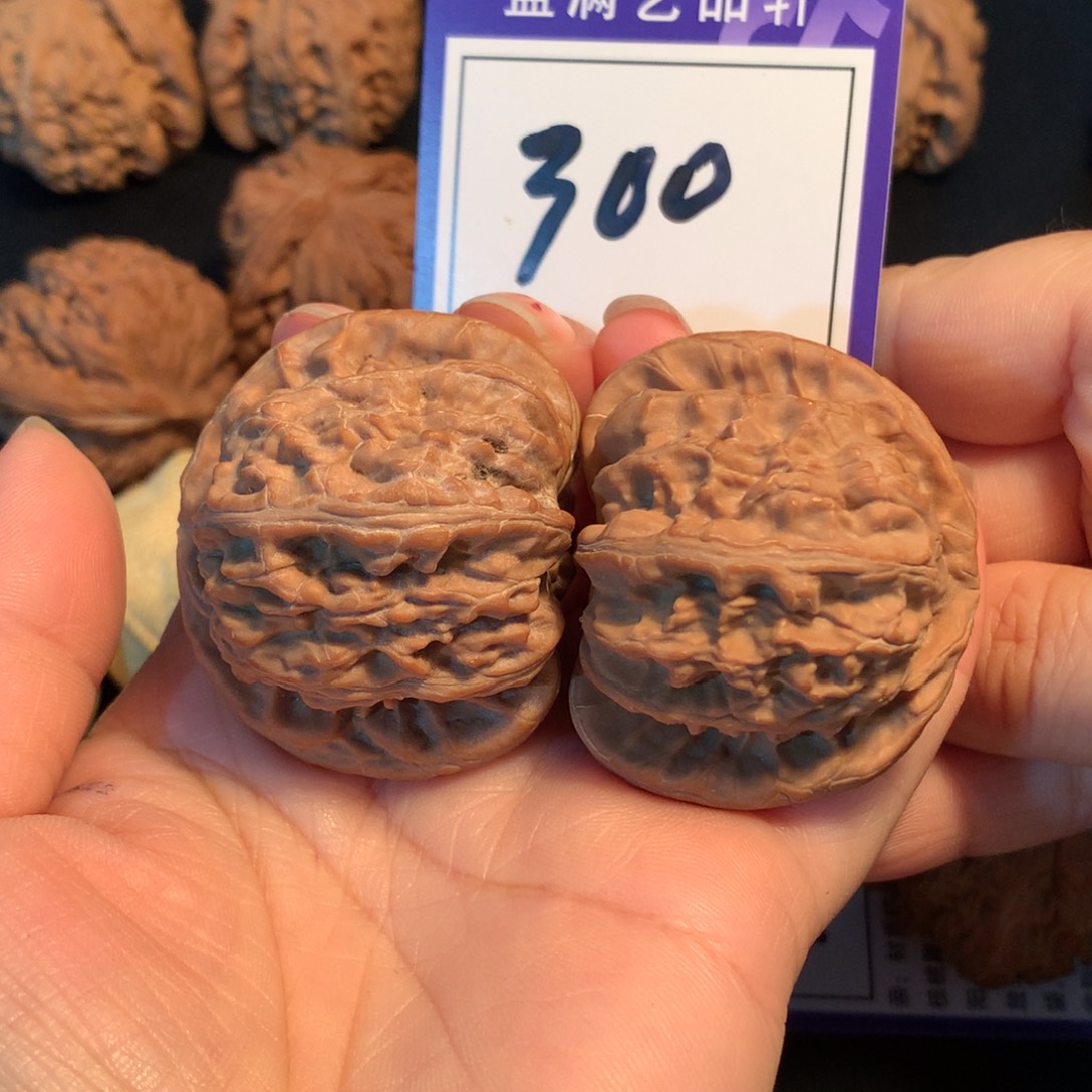 把件文玩核桃300白狮子4.4