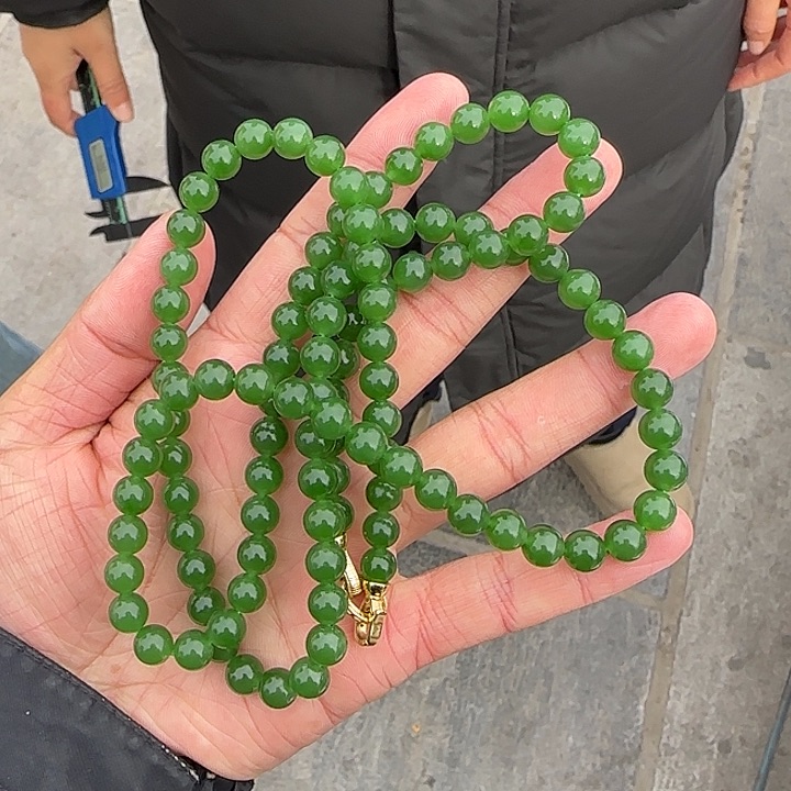 和田玉（碧玉）颈饰未镶嵌