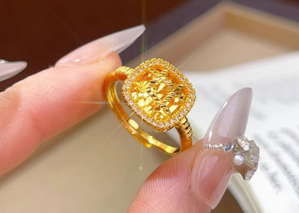 合金戒指  点钻拉丝方糖爆闪戒指开口指环女气质百搭