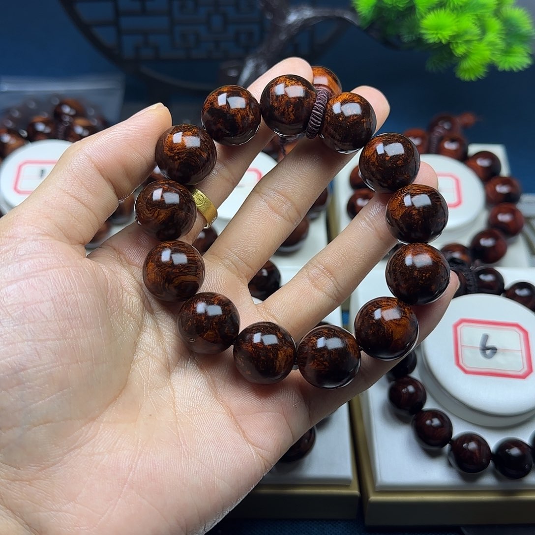ឩ***࿐黄花梨/降香黄檀1.8