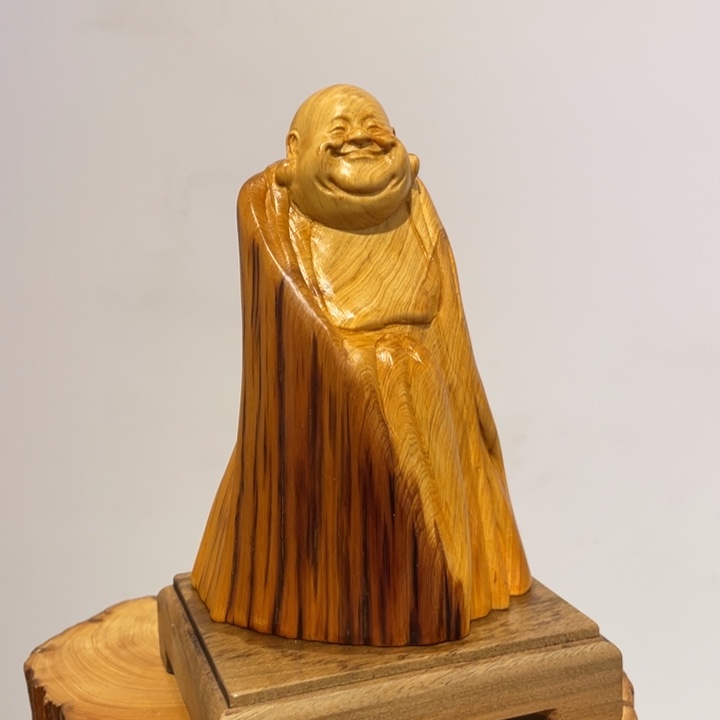 盼***摩柏木（崖柏）弥勒摆件