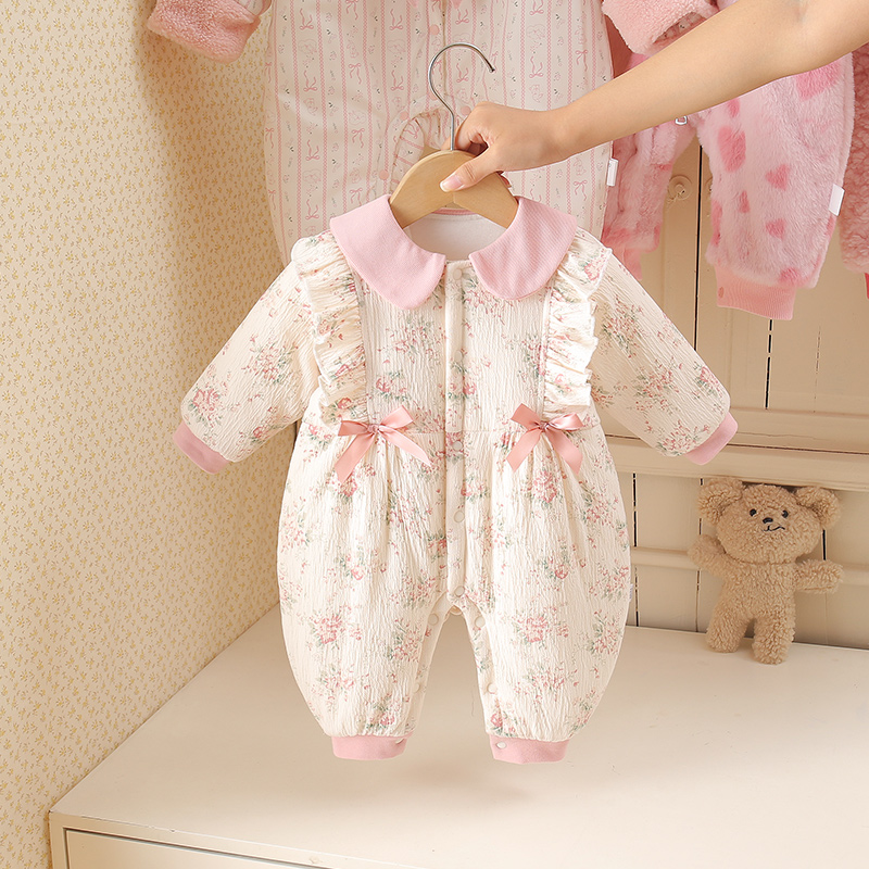 冬款夹棉花边卡布奇诺女童婴儿幼儿宝宝连体衣哈衣闭档女宝新生儿