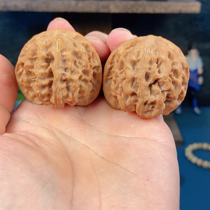 文玩核桃吊坠63¥¥苹果园