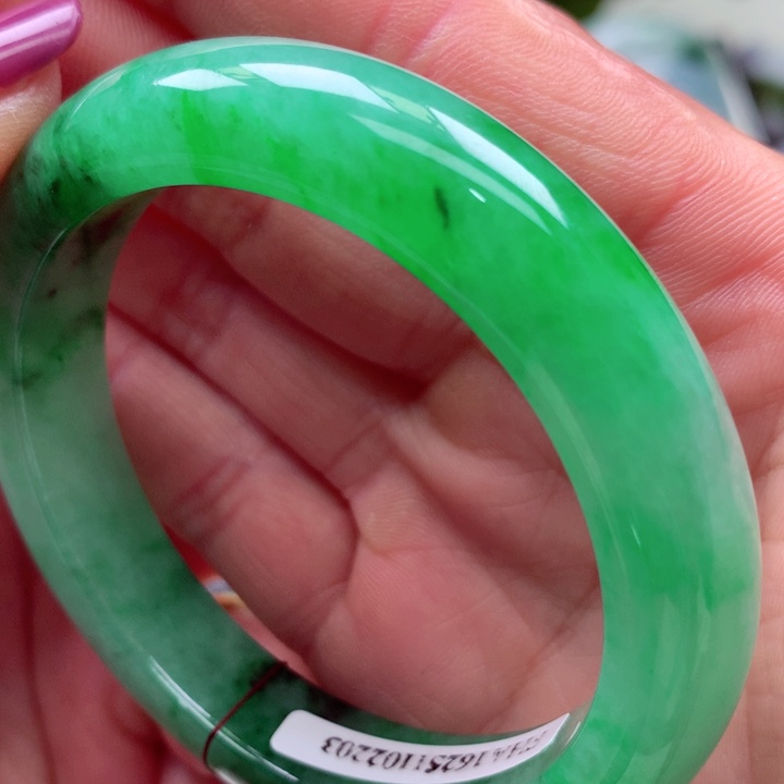 翡翠未镶嵌手镯天然翡翠手镯